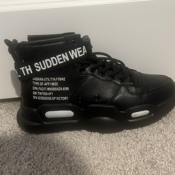 Sudden Wealth Mens Sneakers Black - Picture 1 of 3
